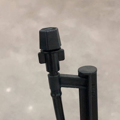 Η εικόνα δείχνει το 360 Garden Farm Irrigation Sprinkler για την ατομικοποίηση με μία έξοδο